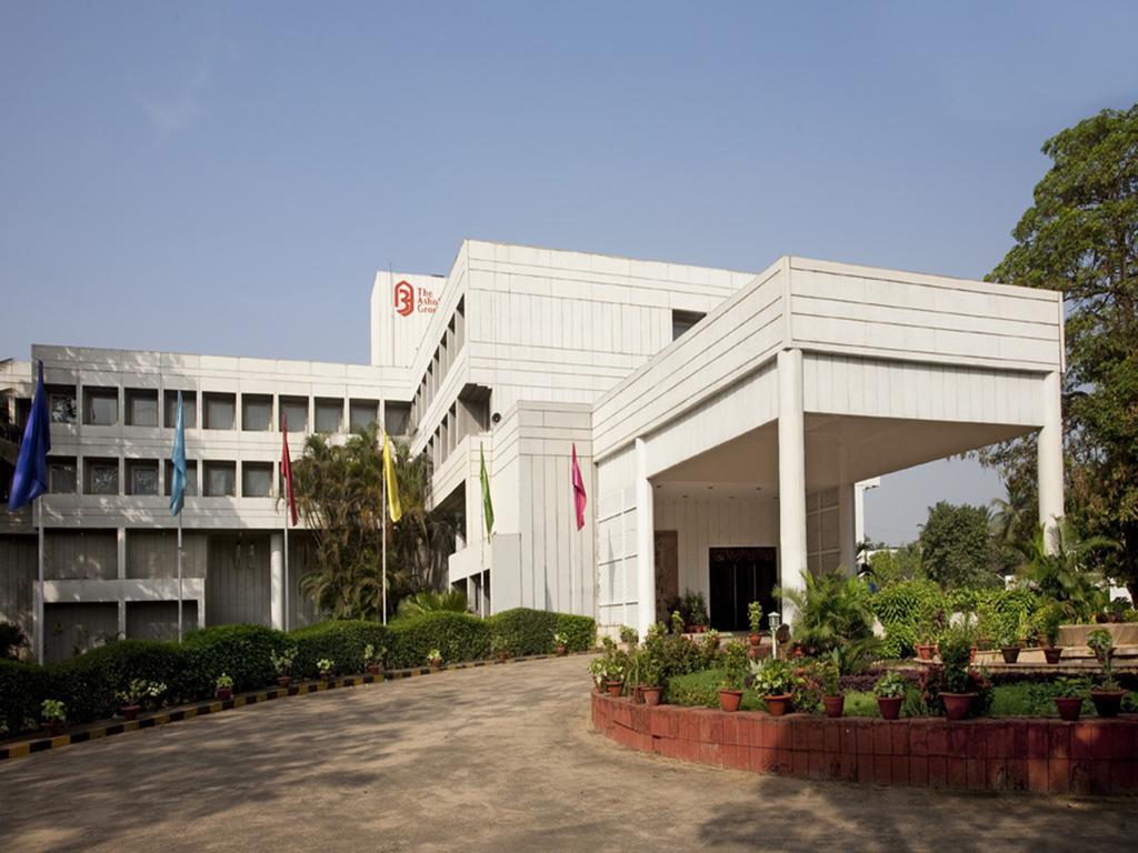 Hotel Kalinga Ashok Bhubaneswar Zewnętrze zdjęcie