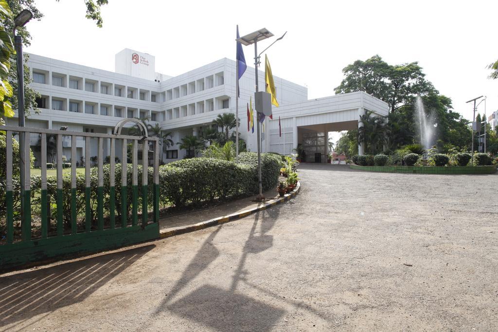 Hotel Kalinga Ashok Bhubaneswar Zewnętrze zdjęcie